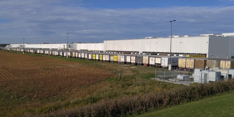 Why Going Local Is Key to Success in post-COVID Supply Chain Management