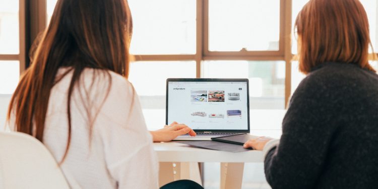 How to Create an Attractive Website?