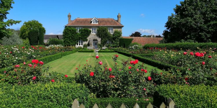 Uncovering Outstanding Kent Properties: How Buying Agents Can Help You Find Your Dream Home
