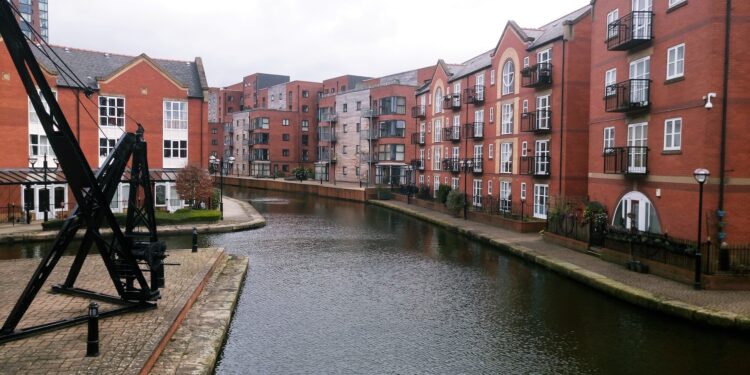 Maximising Property Investments in a High-Interest Rate Environment: Strategies for Manchester’s Cityscape Properties