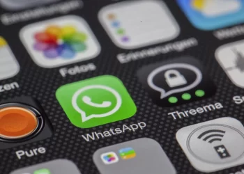 Meta WhatsApp AI access