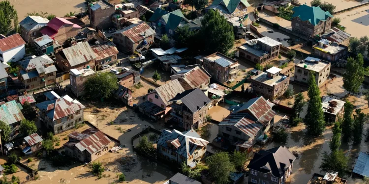 Nepal-Tibet flash flood deaths